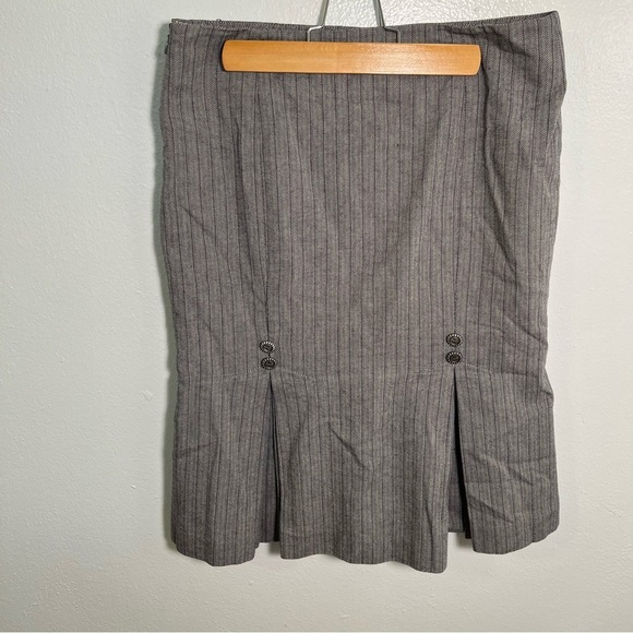 To the Max Skirt Pleated Trumpet Hem Herringbone Black White 0 - Picture 5 of 9